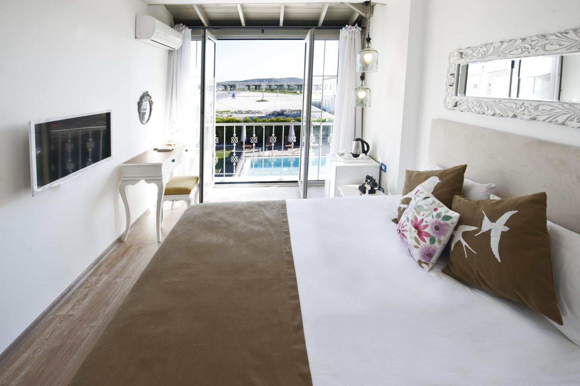 Sade Alacati Hotel Room photo