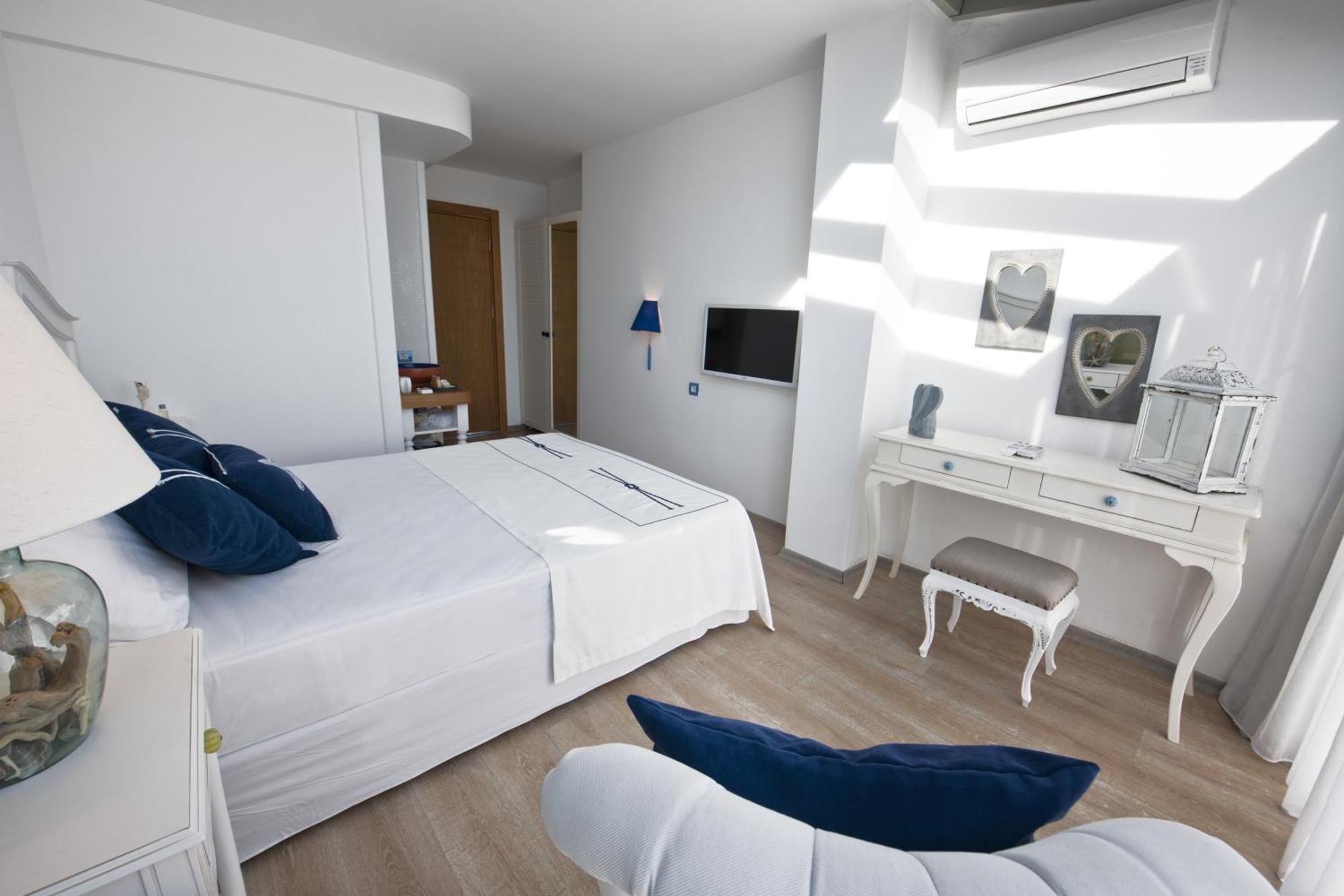 Sade Alacati Hotel Room photo