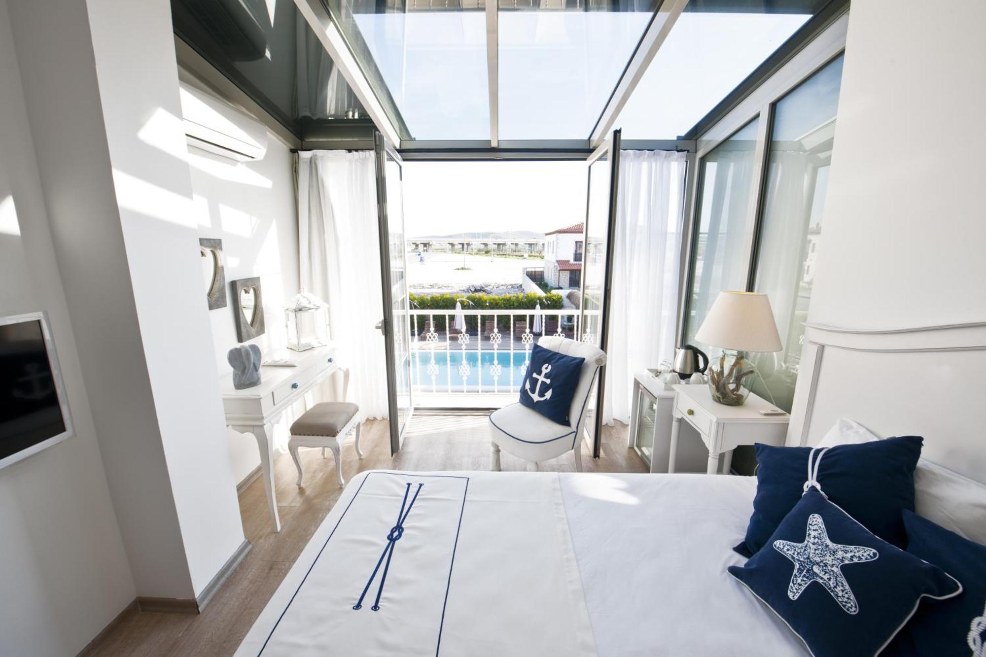 Sade Alacati Hotel Room photo